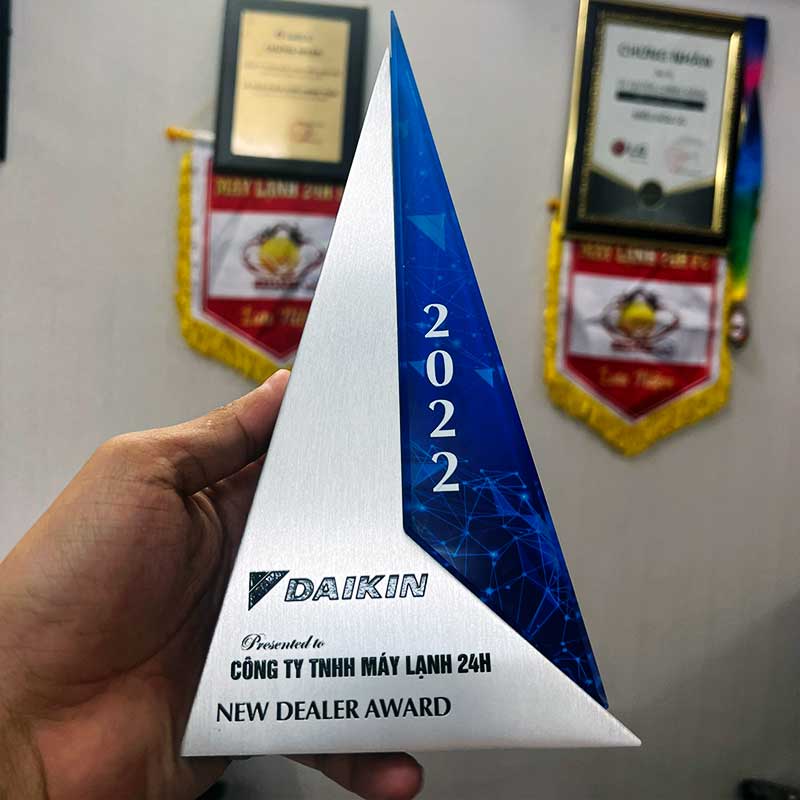 Giải thưởng Daikin Dealer Awards 2022 thuộc về Công ty TNHH TM Máy Lạnh 24H